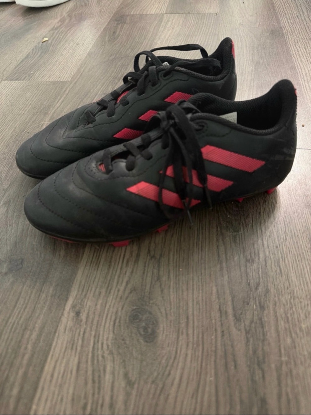 adidas Kids Black and pink Soccer Shoes size 3Y